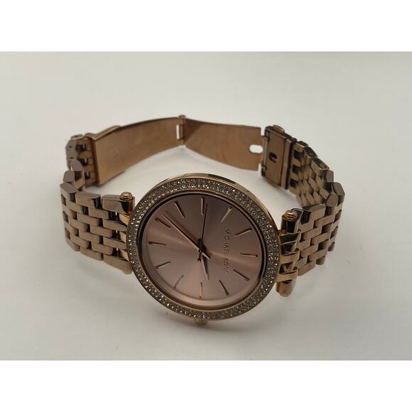 Michael Kors Women's Darci Rose Gold Tone Watch 39mm New Battery - Wrist 5.5 WR - Picture 8 of 10